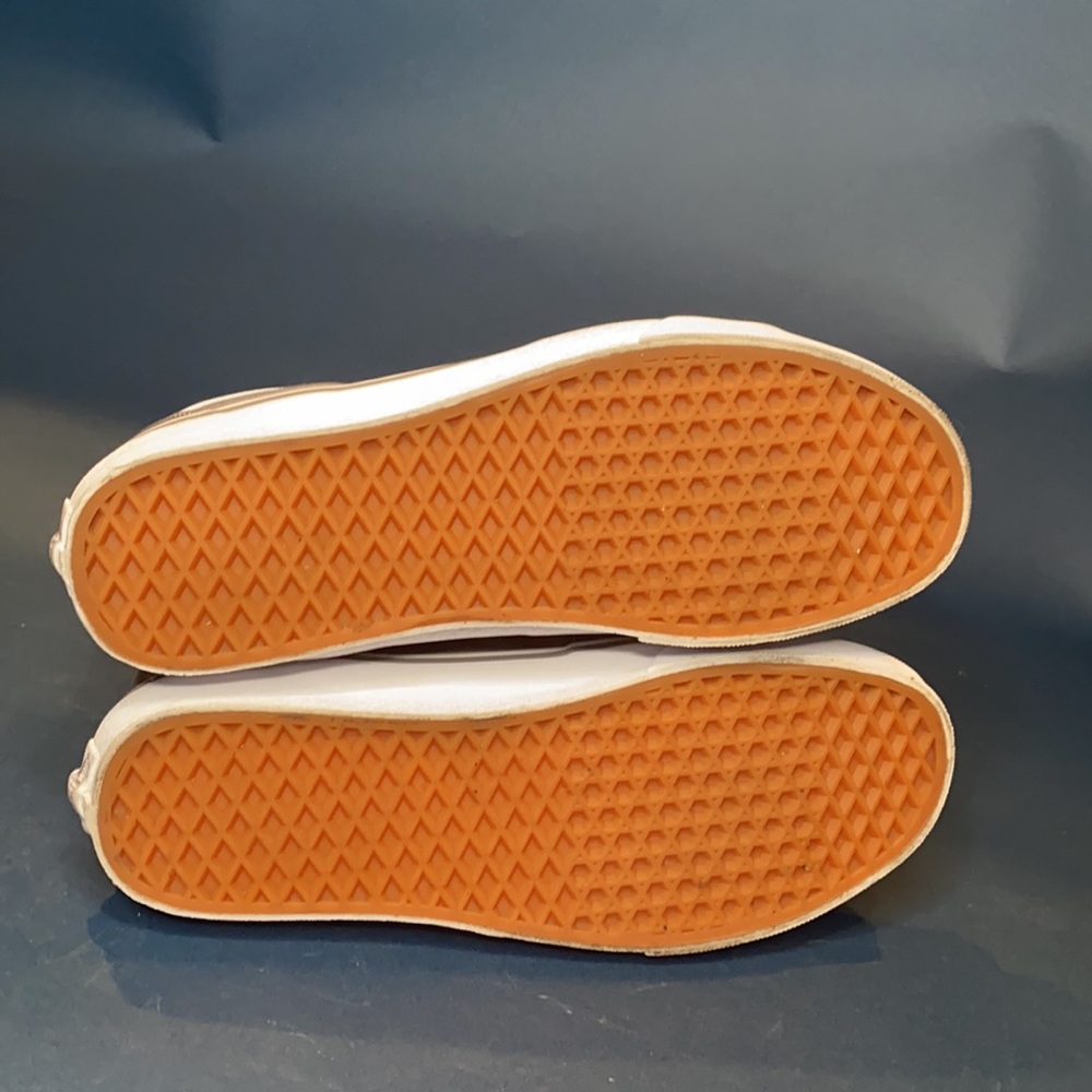 Vans - Picture 4 of 4